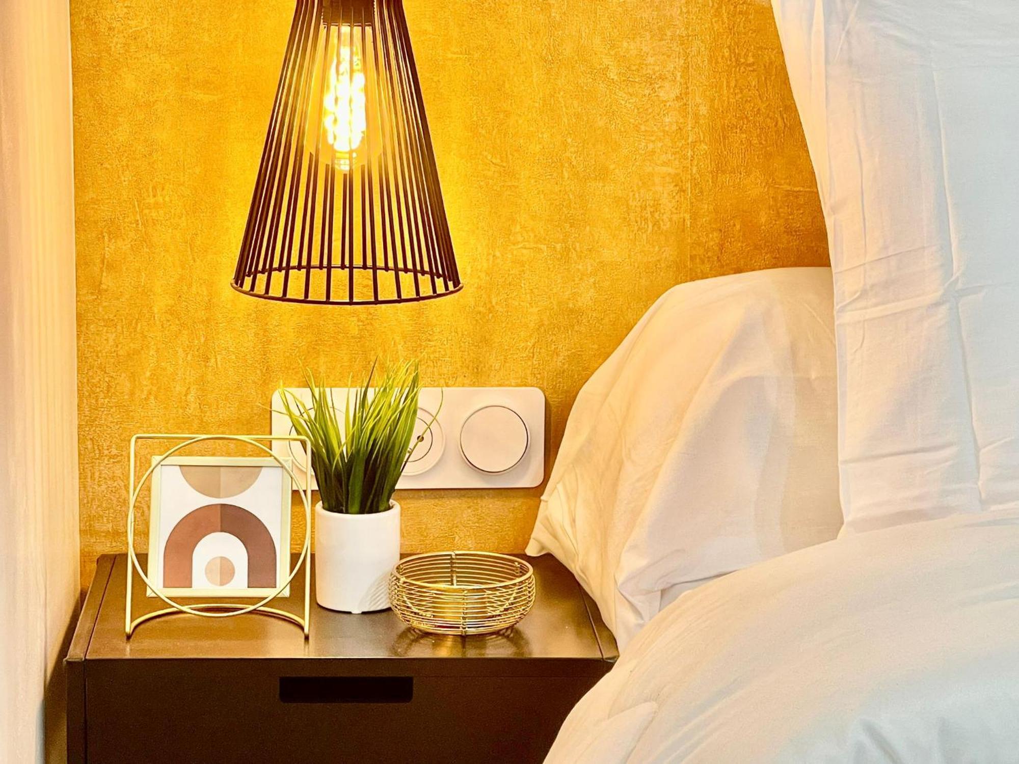 Chic Oasis In Rouen Apartment Ngoại thất bức ảnh