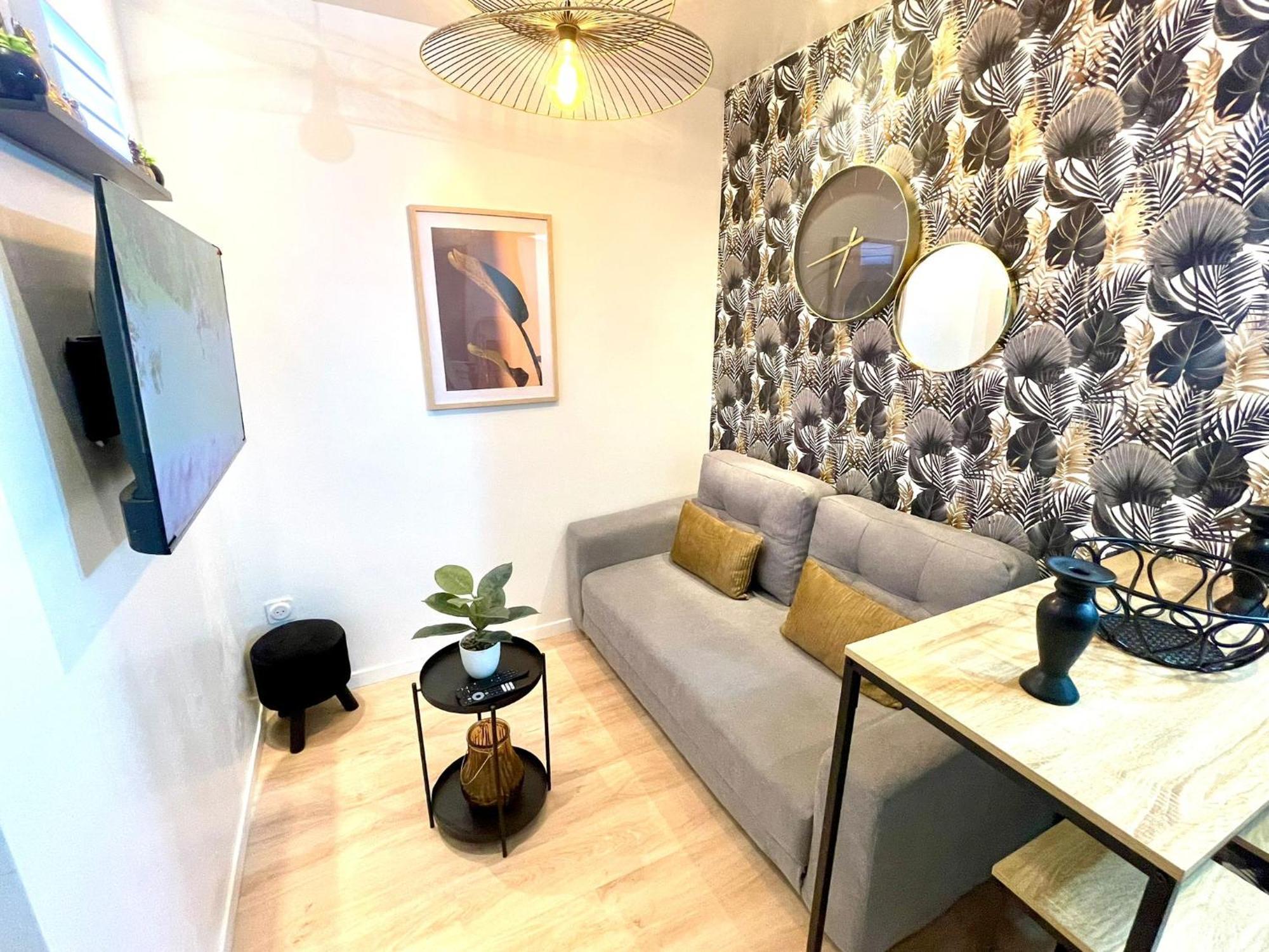 Chic Oasis In Rouen Apartment Ngoại thất bức ảnh